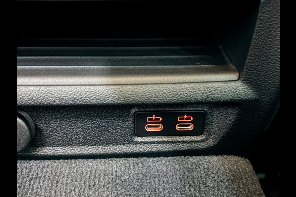 BMW 5 Serie Touring 520e | Plug-in Hybride virtual Cockpit | LED