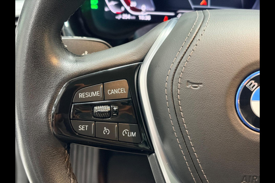 BMW 5 Serie Touring 520e | Plug-in Hybride virtual Cockpit | LED