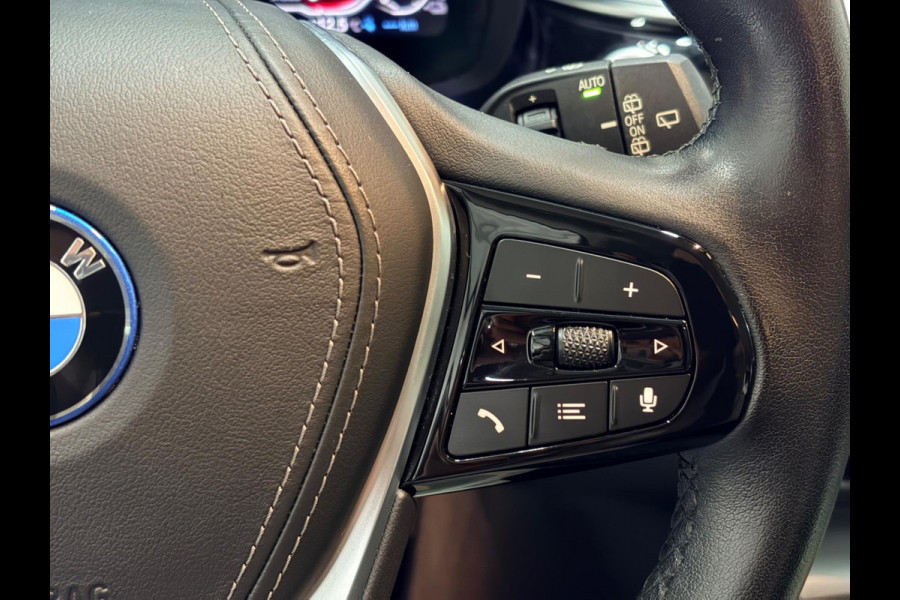 BMW 5 Serie Touring 520e | Plug-in Hybride virtual Cockpit | LED