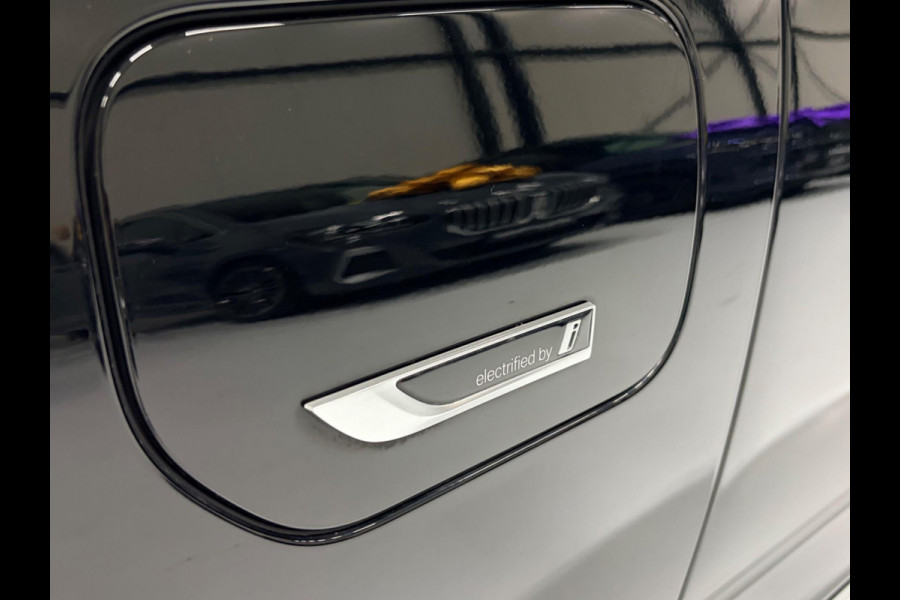 BMW 5 Serie Touring 520e | Plug-in Hybride virtual Cockpit | LED