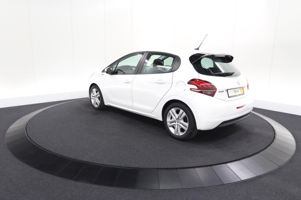 Peugeot 208 PureTech 82 Signature | Parkeersensoren | Apple Carplay | Pack Connect | Armsteun