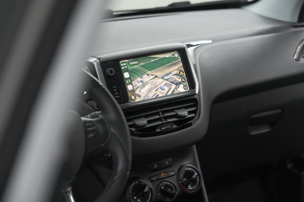 Peugeot 208 PureTech 82 Signature | Parkeersensoren | Apple Carplay | Pack Connect | Armsteun