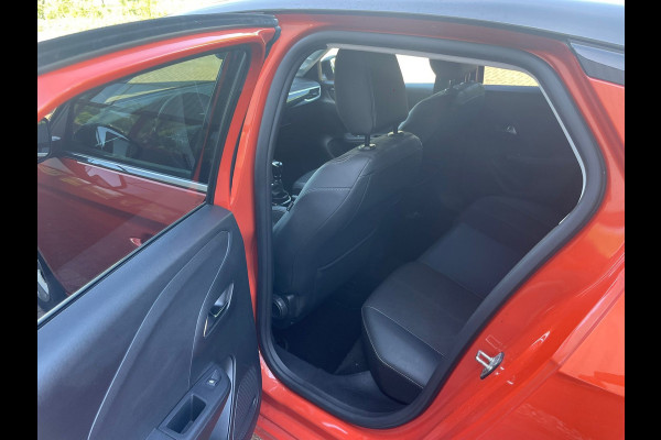 Opel Corsa 1.2 Elegance / CarPlay /