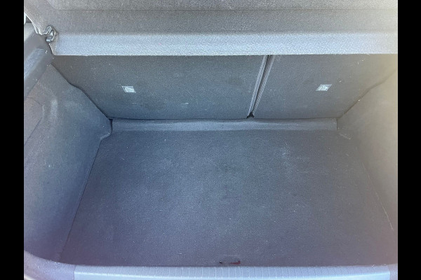 Opel Corsa 1.2 Elegance / CarPlay /