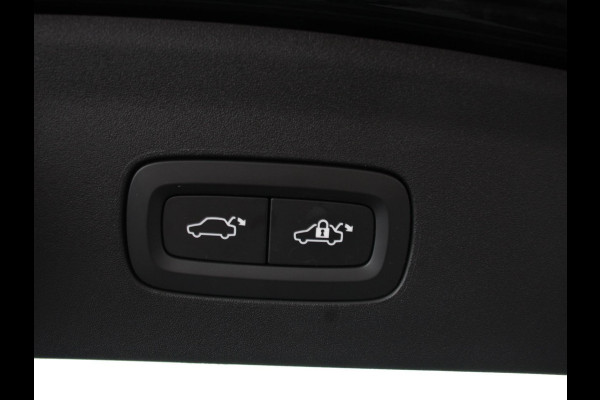 Polestar 2 Standard Range Single Motor 69 kWh 360* Camera Dab Led Verwarmde voorstoelen Navigatie Apple Carplay/Android Auto Climate Control Parkeer sensoren Panoramadak Keyless Stuurverwarming