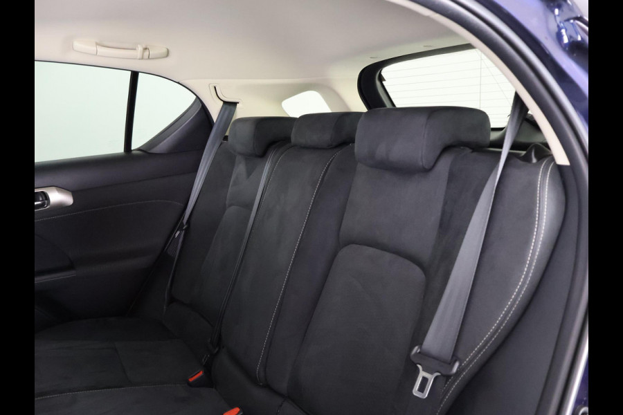 Lexus CT 200h Ultimate Edition | Apple Carplay & AndroidAUTO | Adapt.Cruise Control | Navigatiesysteem |