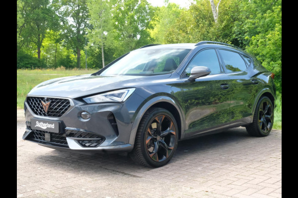 CUPRA Formentor 1.4 e-Hybrid VZ Copper Edition 245pk | PHEV | Stoelverwarming | Adaptive Cruise Control | 360 Camera | Elektr. Stoel | Stoel en Stuur Verwarming