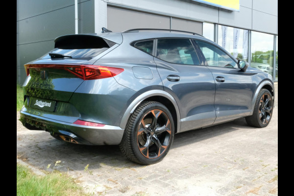 CUPRA Formentor 1.4 e-Hybrid VZ Copper Edition 245pk | PHEV | Stoelverwarming | Adaptive Cruise Control | 360 Camera | Elektr. Stoel | Stoel en Stuur Verwarming