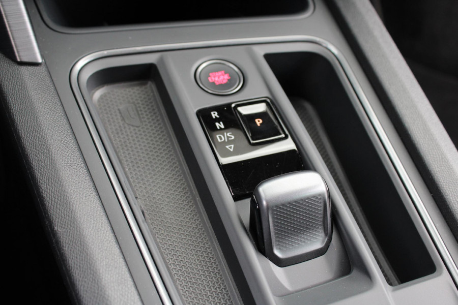 CUPRA Formentor 1.4 e-Hybrid VZ Copper Edition 245pk | PHEV | Stoelverwarming | Adaptive Cruise Control | 360 Camera | Elektr. Stoel | Stoel en Stuur Verwarming