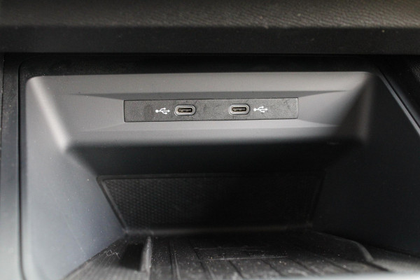 CUPRA Formentor 1.4 e-Hybrid VZ Copper Edition 245pk | PHEV | Stoelverwarming | Adaptive Cruise Control | 360 Camera | Elektr. Stoel | Stoel en Stuur Verwarming