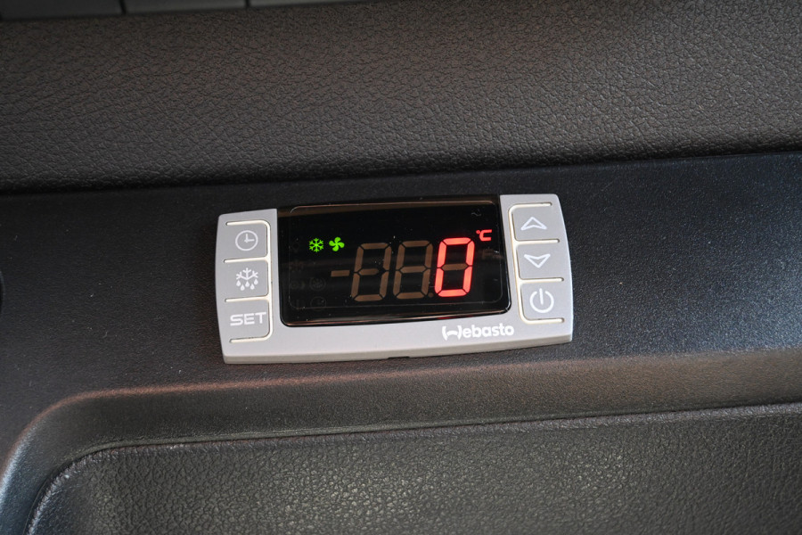 Mercedes-Benz Sprinter 315 CDI L2H2 RWD Koelwagen Webasto Frigo 3000 MBUX met camera, D/N koeling, Geveerde stoel