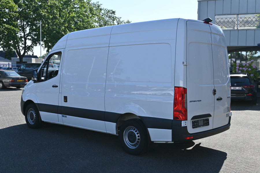 Mercedes-Benz Sprinter 315 CDI L2H2 RWD Koelwagen Webasto Frigo 3000 MBUX met camera, D/N koeling, Geveerde stoel