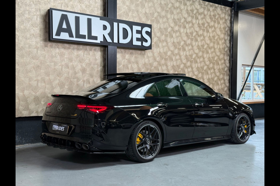 Mercedes-Benz CLA-Klasse AMG 45 S 4MATIC+ | Pano | Sfeerverlichting | Camera | Stoelverwarming/Verkoeling