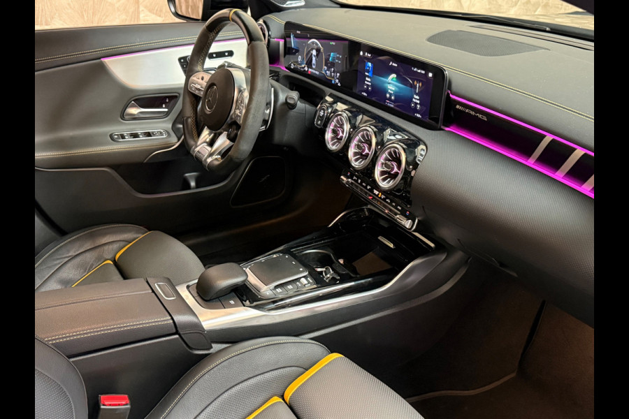 Mercedes-Benz CLA-Klasse AMG 45 S 4MATIC+ | Pano | Sfeerverlichting | Camera | Stoelverwarming/Verkoeling
