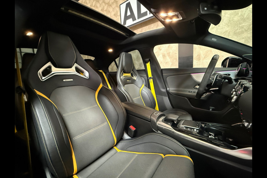 Mercedes-Benz CLA-Klasse AMG 45 S 4MATIC+ | Pano | Sfeerverlichting | Camera | Stoelverwarming/Verkoeling