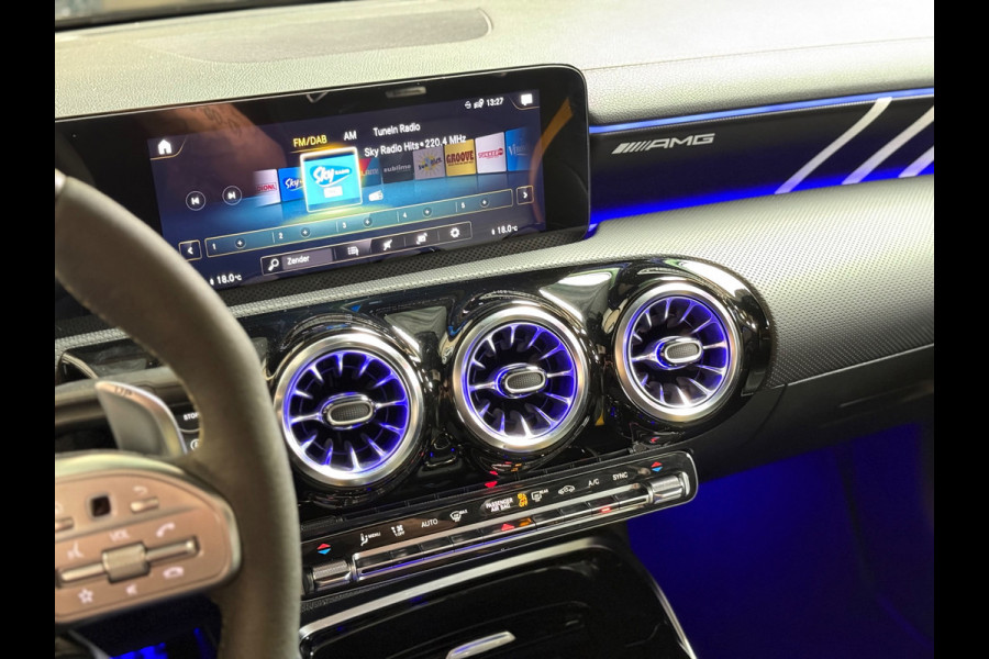 Mercedes-Benz CLA-Klasse AMG 45 S 4MATIC+ | Pano | Sfeerverlichting | Camera | Stoelverwarming/Verkoeling