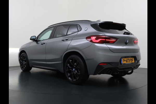 BMW X2 xDrive25e M SPORT Business Edition Plus BOMVOL | PHEV| PANO| NAP| STOEL + STUURVERWARMING| COMFORT ACCESS| ELEK. ACHTERKLEP| AFNEEMBARE TREKHAAK| HUD| ACHTERUITRIJCAMERA| APPLE CARPLAY