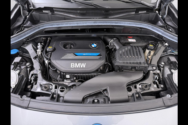 BMW X2 xDrive25e M SPORT Business Edition Plus BOMVOL | PHEV| PANO| NAP| STOEL + STUURVERWARMING| COMFORT ACCESS| ELEK. ACHTERKLEP| AFNEEMBARE TREKHAAK| HUD| ACHTERUITRIJCAMERA| APPLE CARPLAY