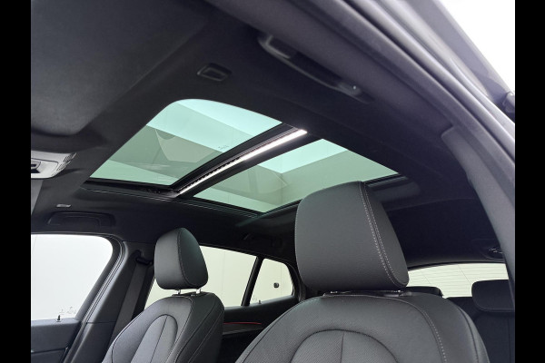 BMW X2 xDrive25e M SPORT Business Edition Plus BOMVOL | PHEV| PANO| NAP| STOEL + STUURVERWARMING| COMFORT ACCESS| ELEK. ACHTERKLEP| AFNEEMBARE TREKHAAK| HUD| ACHTERUITRIJCAMERA| APPLE CARPLAY