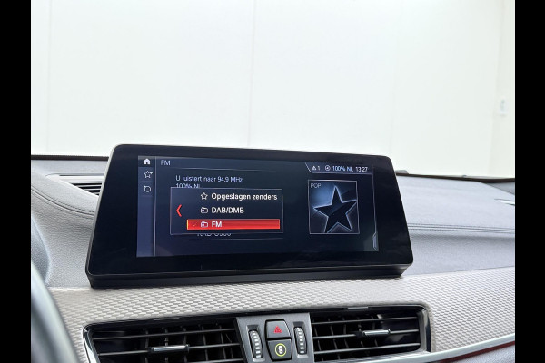 BMW X2 xDrive25e M SPORT Business Edition Plus BOMVOL | PHEV| PANO| NAP| STOEL + STUURVERWARMING| COMFORT ACCESS| ELEK. ACHTERKLEP| AFNEEMBARE TREKHAAK| HUD| ACHTERUITRIJCAMERA| APPLE CARPLAY
