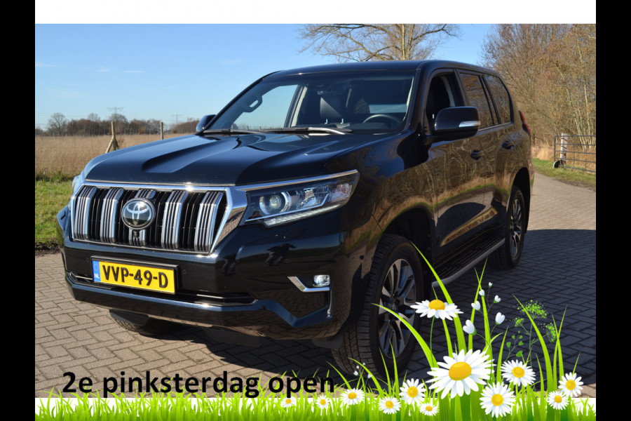 Toyota Land Cruiser 150 2.8 D-4D-F Professional Window Van