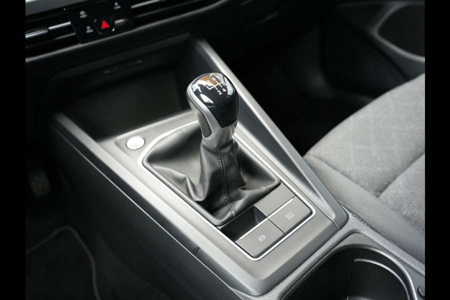Volkswagen Golf 1.0 TSI Life | Draadloze telefoonlader | Cruise adaptief | Apple Carplay/Android Auto