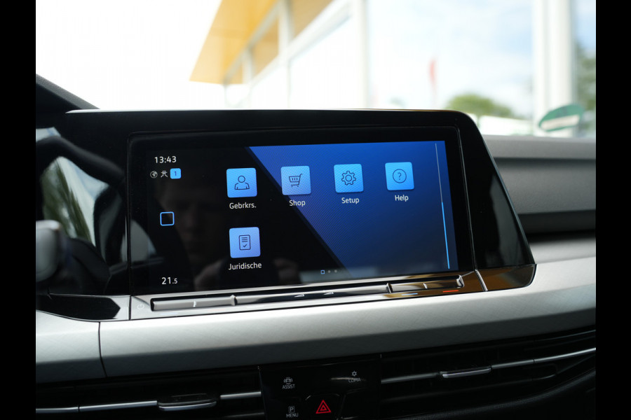 Volkswagen Golf 1.0 TSI Life | Draadloze telefoonlader | Cruise adaptief | Apple Carplay/Android Auto