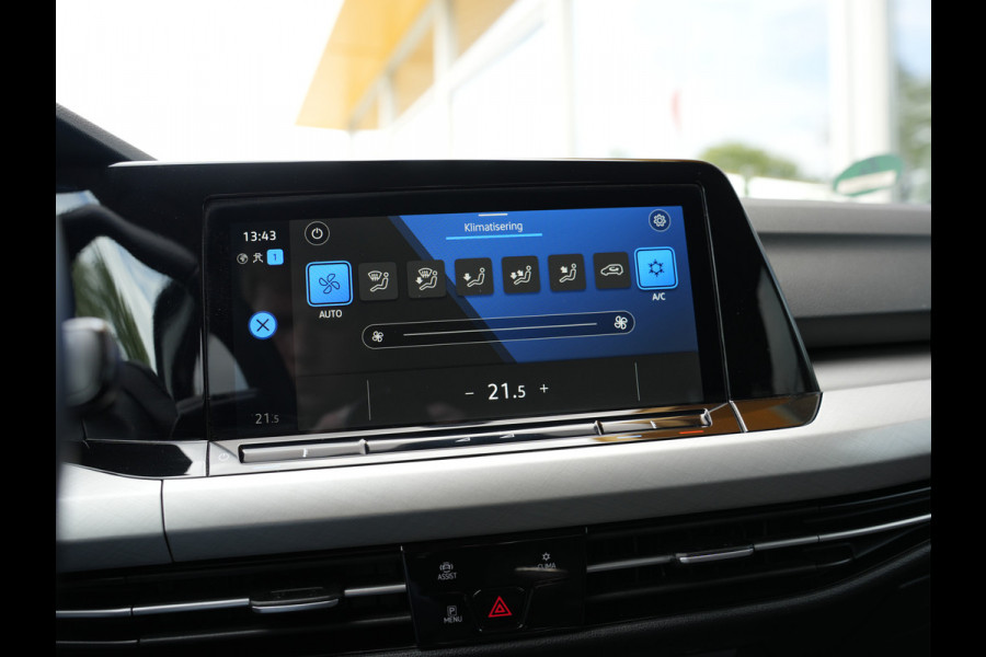 Volkswagen Golf 1.0 TSI Life | Draadloze telefoonlader | Cruise adaptief | Apple Carplay/Android Auto