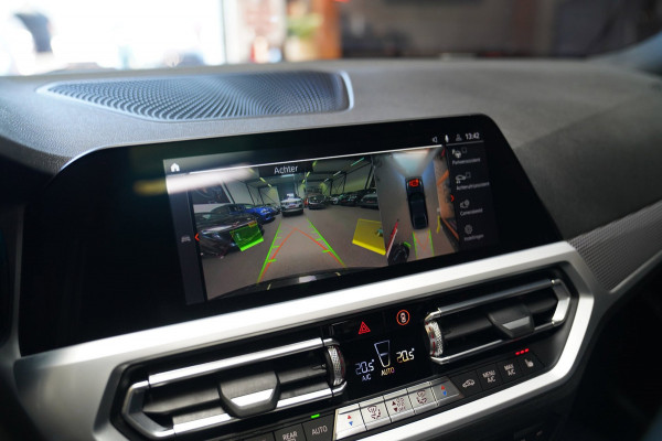 BMW 3-serie M340i xDrive High Executive Edition | Harman Kardon | HuD | Schuif/kanteldak | 360 cam | Adaptieve Cruise | 374 PK