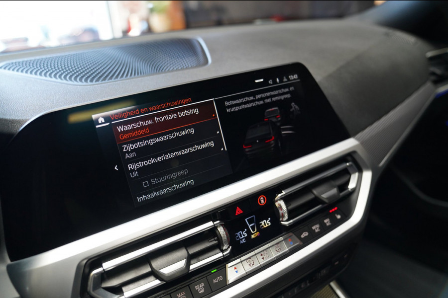 BMW 3-serie M340i xDrive High Executive Edition | Harman Kardon | HuD | Schuif/kanteldak | 360 cam | Adaptieve Cruise | 374 PK