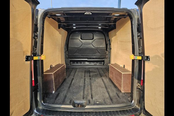 Ford Transit Custom 320 2.0 TDCI L1H1 Sport | 185pk Automaat| Bi-Xenon | Achteruitrijcamera | Stoel + Voorruit verwarming | 3 zits | Verlengde Fabrieksgarantie t/m 02/2027