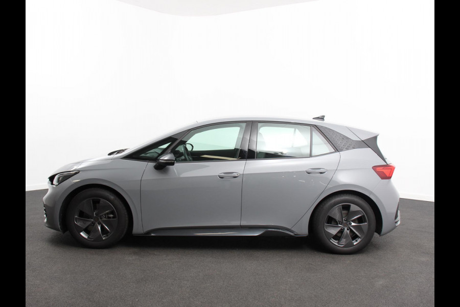 CUPRA Born Business Plus 62 kWh Climate control Adaptieve cruise control LED Lichtmetalen velgen Navigatie Apple Carplay/ Android Auto Camera Parkeersensoren Sfeerverlichting
