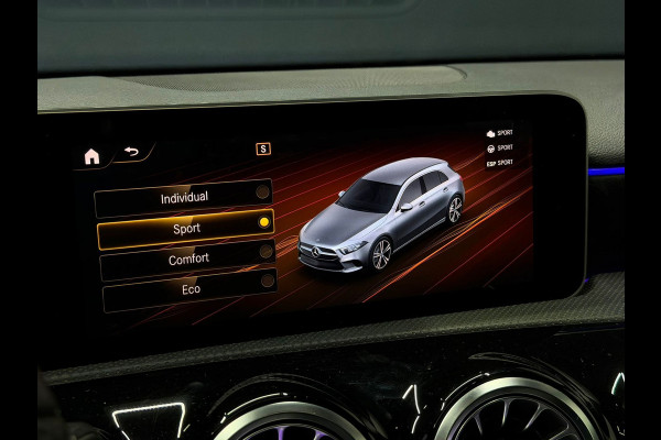Mercedes-Benz A-Klasse 180 AMG Burmester Pano 360 Camera Multispaak