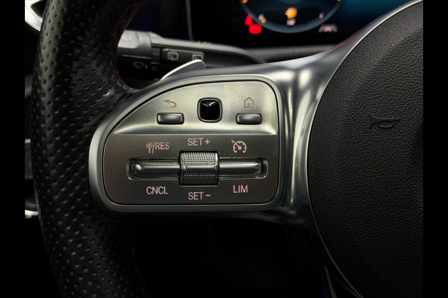 Mercedes-Benz A-Klasse 180 AMG Burmester Pano 360 Camera Multispaak