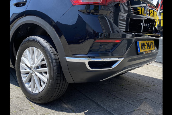 Volkswagen T-Roc 1.0 TSI Style - Navigatie I Airco I Veiligheid pakket I LED I PDC I Sport velgen I Dealer onderhouden