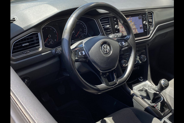 Volkswagen T-Roc 1.0 TSI Style - Navigatie I Airco I Veiligheid pakket I LED I PDC I Sport velgen I Dealer onderhouden