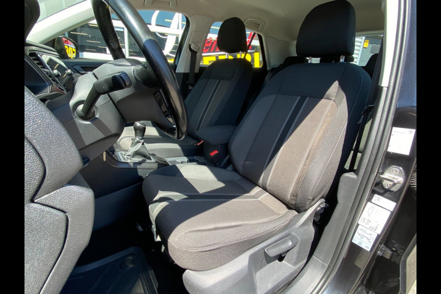 Volkswagen T-Roc 1.0 TSI Style - Navigatie I Airco I Veiligheid pakket I LED I PDC I Sport velgen I Dealer onderhouden