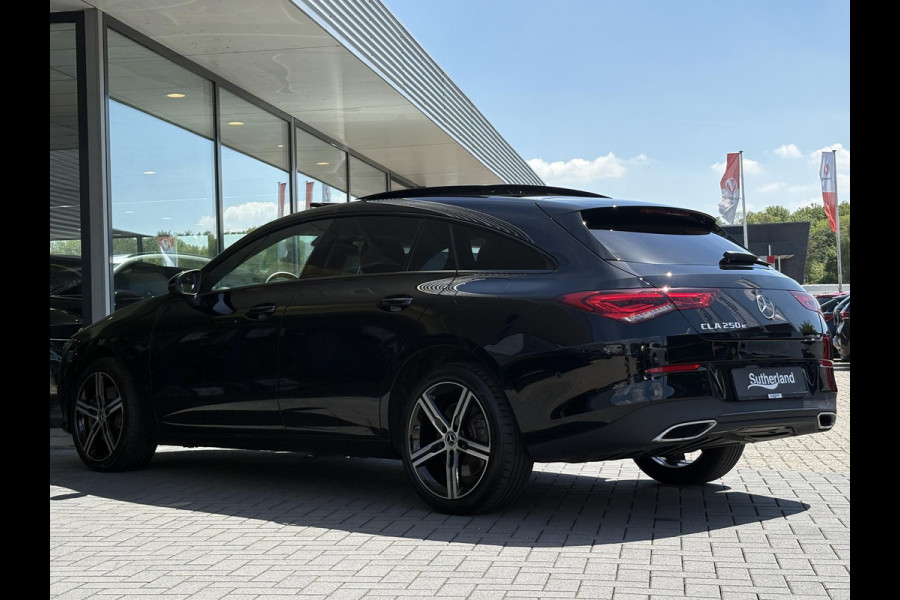 Mercedes-Benz CLA-Klasse Shooting Brake 250 e AMG Line | Panoramadak | Stoelverwarming  | Achteruitrijcamera | Leder | zomer&winter set
