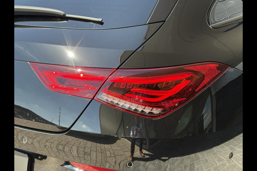 Mercedes-Benz CLA-Klasse Shooting Brake 250 e AMG Line | Panoramadak | Stoelverwarming  | Achteruitrijcamera | Leder | zomer&winter set