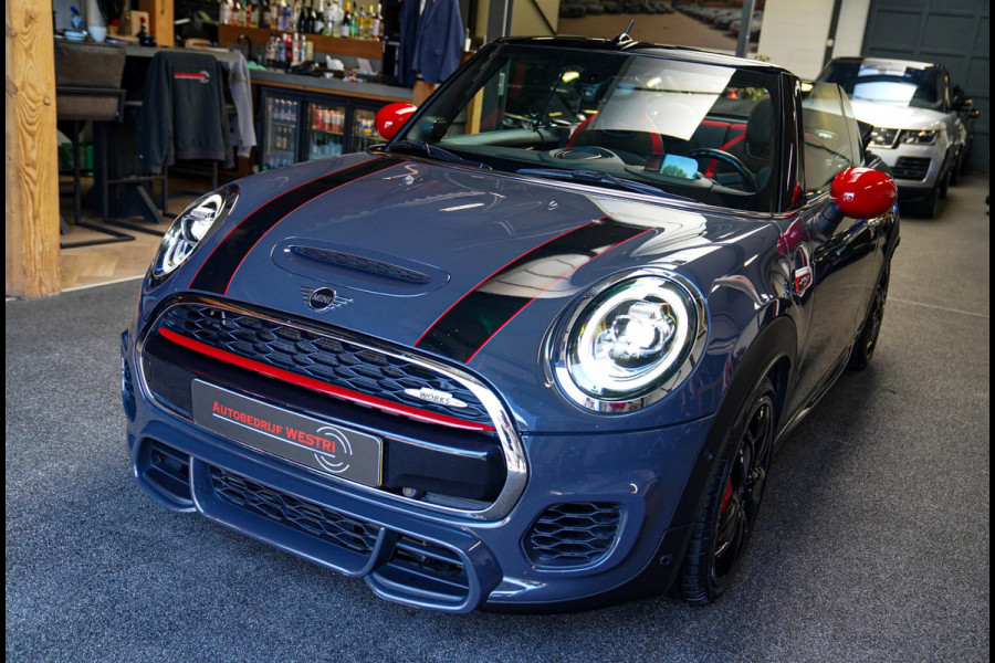 MINI Cabrio 2.0 John Cooper Works Chili | Cabriolet | Luxe Leder / Alcantara | Harman/Kardon | Camera | 231PK | HuD