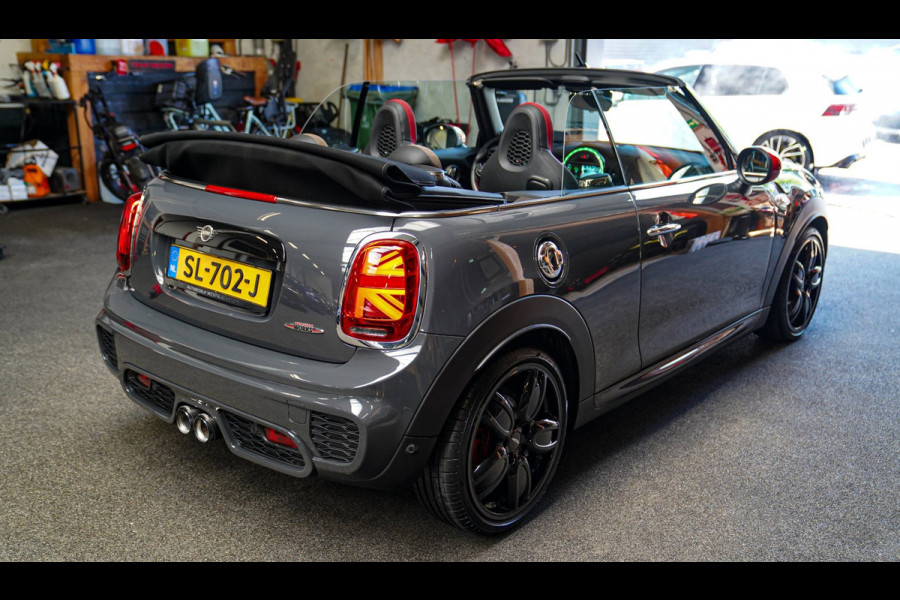 MINI Cabrio 2.0 John Cooper Works Chili | Cabriolet | Luxe Leder / Alcantara | Harman/Kardon | Camera | 231PK | HuD