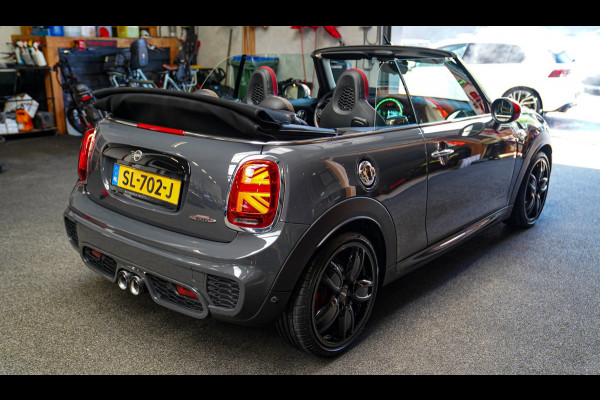 MINI Cabrio 2.0 John Cooper Works Chili | Cabriolet | Luxe Leder / Alcantara | Harman/Kardon | Camera | 231PK | HuD