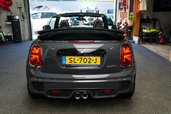 MINI Cabrio 2.0 John Cooper Works Chili | Cabriolet | Luxe Leder / Alcantara | Harman/Kardon | Camera | 231PK | HuD