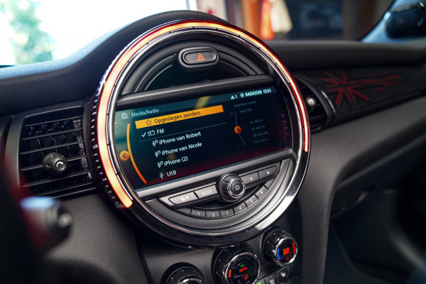 MINI Cabrio 2.0 John Cooper Works Chili | Cabriolet | Luxe Leder / Alcantara | Harman/Kardon | Camera | 231PK | HuD