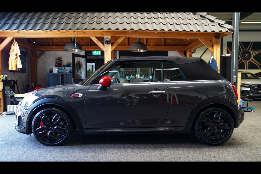 MINI Cabrio 2.0 John Cooper Works Chili | Cabriolet | Luxe Leder / Alcantara | Harman/Kardon | Camera | 231PK | HuD