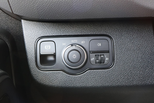 Mercedes-Benz Sprinter 319 3.0 CDI V6 L3 H2 Black Line