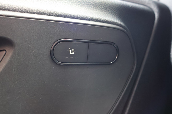 Mercedes-Benz Sprinter 319 3.0 CDI V6 L3 H2 Black Line
