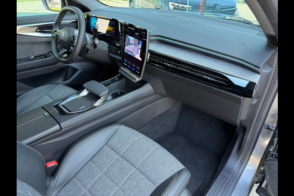 Renault Espace E-Tech full hybrid 200 techno 7p. - Automaat - Panodak - Navi - Camera