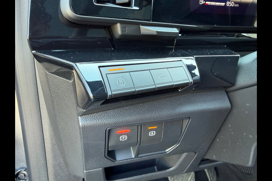 Renault Espace E-Tech full hybrid 200 techno 7p. - Automaat - Panodak - Navi - Camera