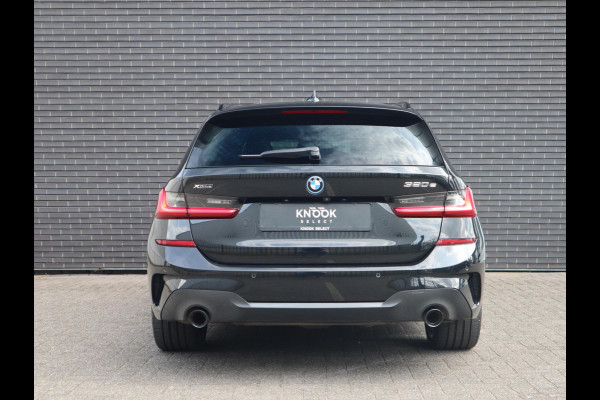 BMW 3 Serie Touring 320e xDrive High Executive M Sport Pakket Automaat / Live Cockpit Professional / Adaptief M Onderstel / Panoramadak / Stoelverwarming / Extra Getint Glas / LED / 19 Inch / Hifi / Lichtpakket